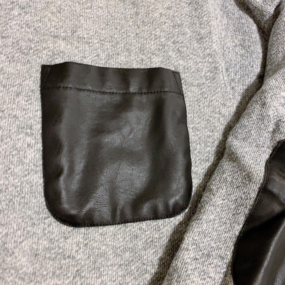 Artistix Jeans Grey Knit Sweater With Faux Leather - Picture 2 of 8